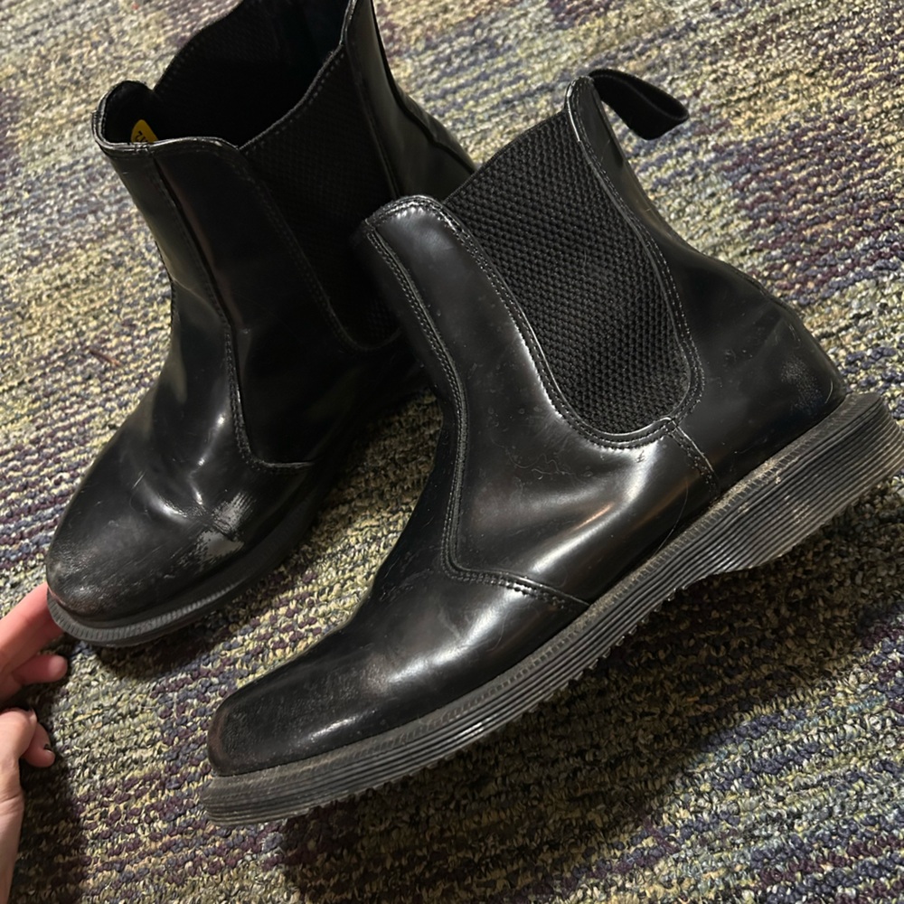 Dr marten flora Chelsea boot slip on